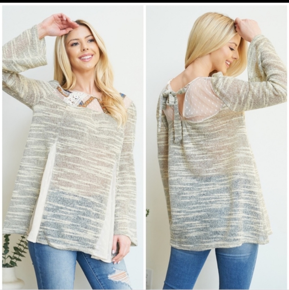 Ryu A'reve Bell Sleeve Lightweight Sweater